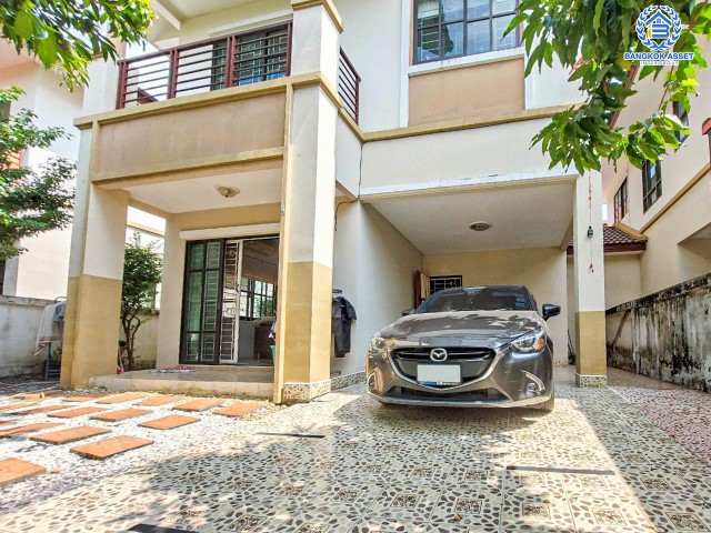 *****บ้านแฝดมือสองย่านกรุงเทพฯ ม.เต็มสิริเพลส ประชาร่วมใจ-มิตรไมตรี เนื้อที่มากถึง 35.6 ตร.ว. ฟังก์ชัน 3 ห้องนอน 2 ห้องน้ำ 2 ที่จอดรถ แถมฟรี! 2 เครื่องปรับอากาศ บ้านสภาพดี บนทำเลดี เชื่อมต่อถนนมิตรไมตรี, ถนนประชาร่วมใจ, ถนนเลียบวารี, ถนนราษฎร์อุทิศ จองเลย!